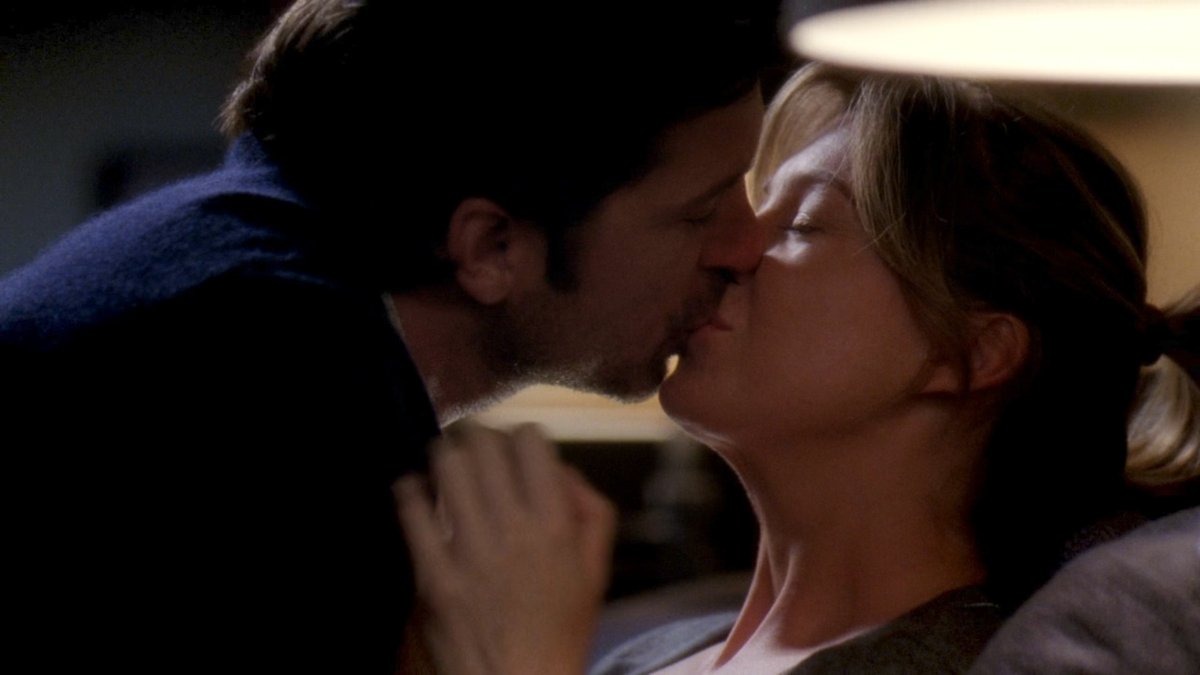 i love this scene and those little kisses while they say "hi". they're so cute i wanna cry. 

#merder #greysanatomy