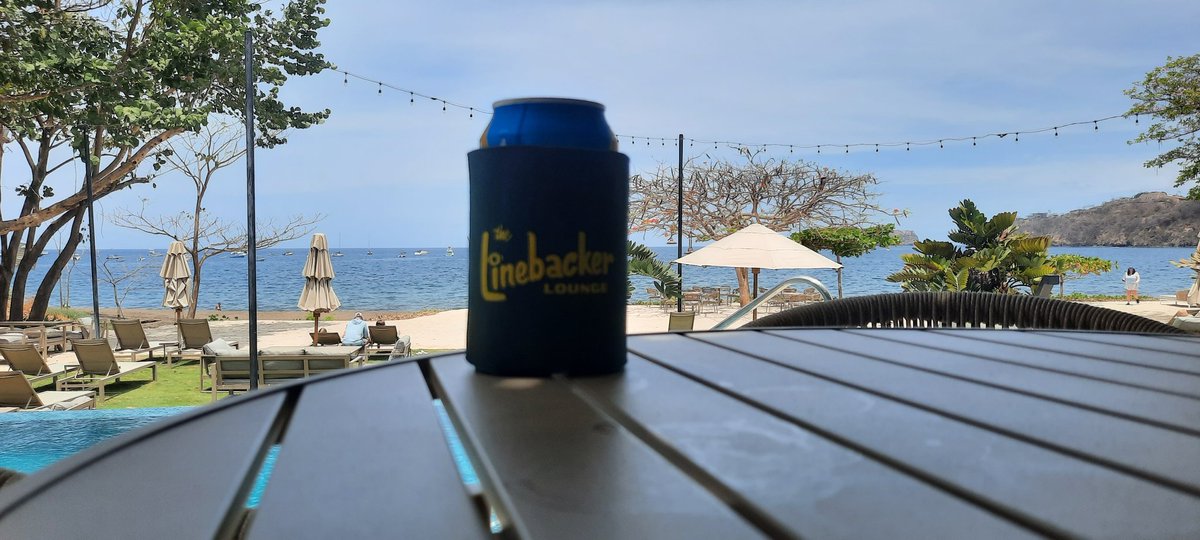 Garcelon's tweet photo. Kicking it @BackerLounge1 style down here at Pacifico https://t.co/BgcXoUCqNi