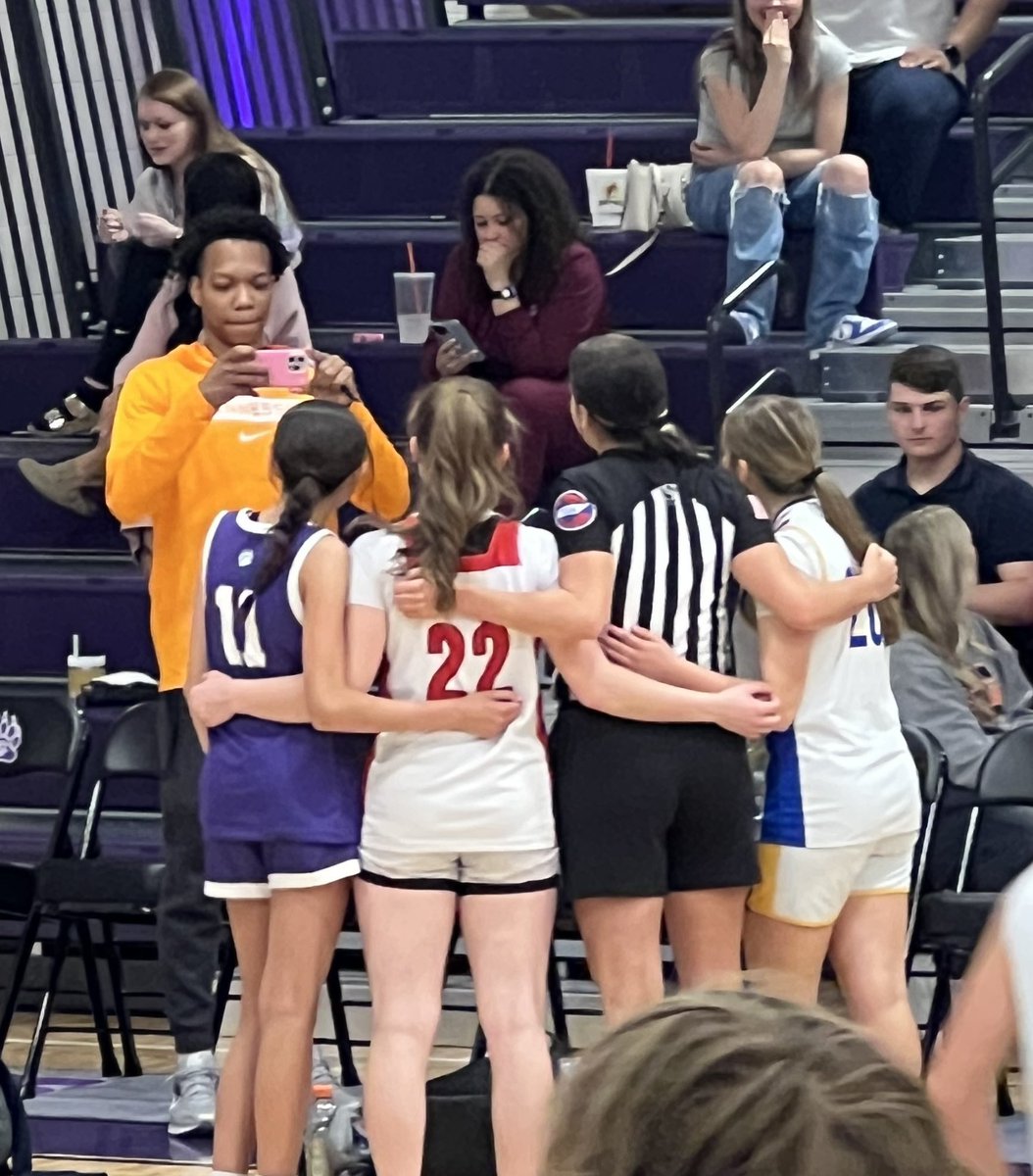East TN Air 2029 - Williams (@etawilliams) on Twitter photo Proud of these 3 for representing us well in the east vs west all star game!! & yes we asked Jordan Gainey to take our pic🤣🤍🏀 <a href="/AvaIngle2029/">Ava Ingle</a> <a href="/alexayork20/">Alexa</a> <a href="/JohnnyF4040/">Johnny Finch</a> @YorkJacob18 <a href="/Ingle81Ingle/">Julie Ingle</a> <a href="/JonahJackson/">Jonah Jackson</a> <a href="/EastTNAir/">East TN Air (Campos)</a> Proud of these 3 for representing us well in the east vs west all star game!! & yes we asked Jordan Gainey to take our pic🤣🤍🏀 <a href="/AvaIngle2029/">Ava Ingle</a> <a href="/alexayork20/">Alexa</a> <a href="/JohnnyF4040/">Johnny Finch</a> @YorkJacob18 <a href="/Ingle81Ingle/">Julie Ingle</a> <a href="/JonahJackson/">Jonah Jackson</a> <a href="/EastTNAir/">East TN Air (Campos)</a>