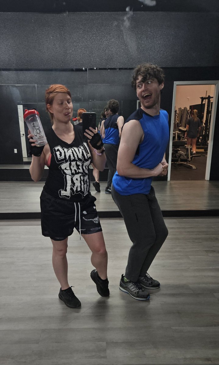AccentKisses's tweet photo. Leg day wrecked me—calves are toast! Hit it hard with @maxlvlgainz at @IronForgeGym. 

Rockin' the @GamerSupps San Japan cup + powered by @UKO_Fitness GOD PUMP. Code KISSES for that boost. No pain, no gains! 💪🦵 https://t.co/YEiRJsJm9e