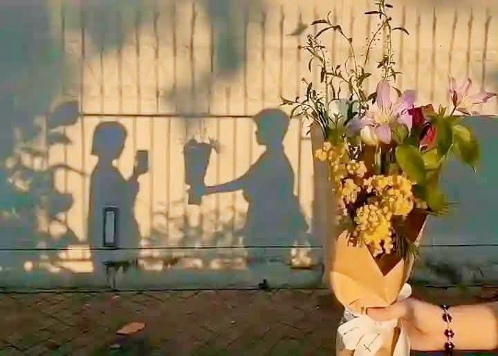 DueWonKyawl's tweet photo. I was missing you.
I was alone in the world,
and I couldn't reach you except for wanting you.

I told you that I loved love,
but love was the only flower that couldn't bloom in my world.

Believe me,
I really loved you. 🍂 🌻 ☘️ https://t.co/LglCz08xzy