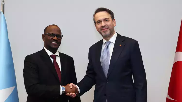 hornpulsemedia's tweet photo. #EXLCLUSIVE: Turkey and Somalia Will Sign Landmark Onshore Hydrocarbon Exploration and Production Agreement
Turkish Minister of Energy and Natural Resources Alparslan Bayraktar and Somali Minister of Petroleum and Mineral Resources Dahir Shire Mohamed will attend the signing ceremony of the "Agreement on Onshore Hydrocarbon Exploration and Production between Turkey and Somalia." today