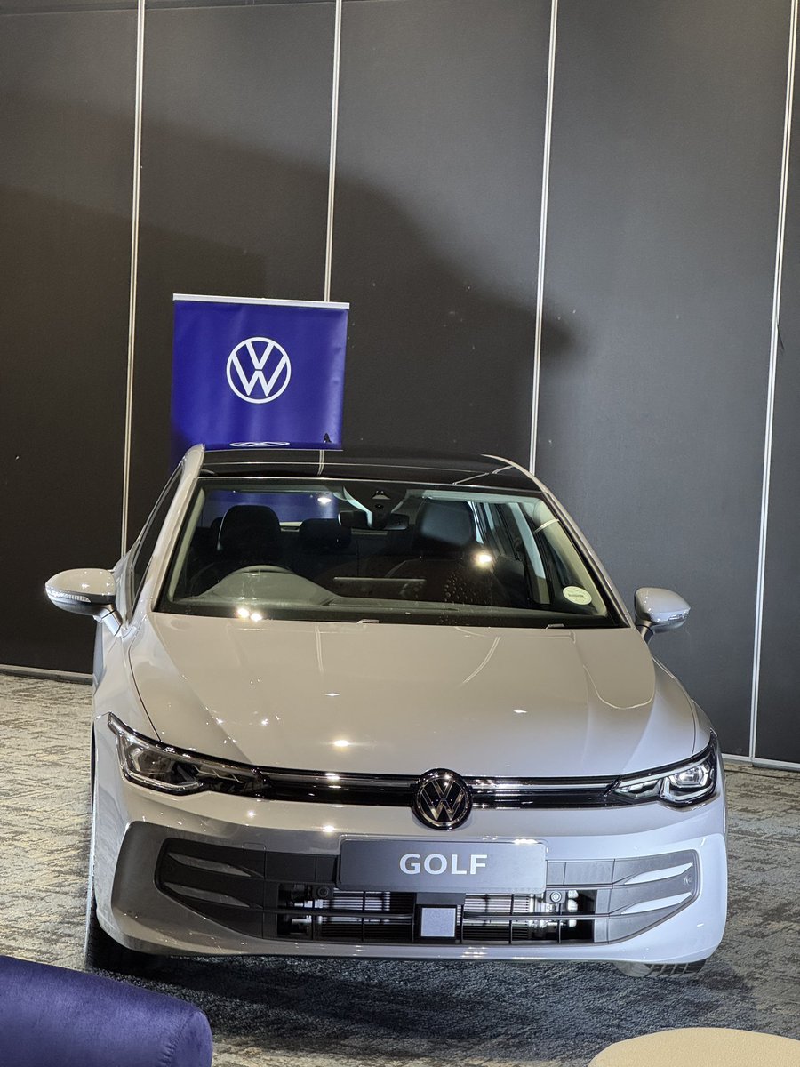 mtura712's tweet photo. Yes most people will prefer the R-Line spec, however the non-RLine models are cooking clean maan!!
#VWGolf2025 #GolfPressLaunch #TheIconIsBack https://t.co/VninkaRGG8