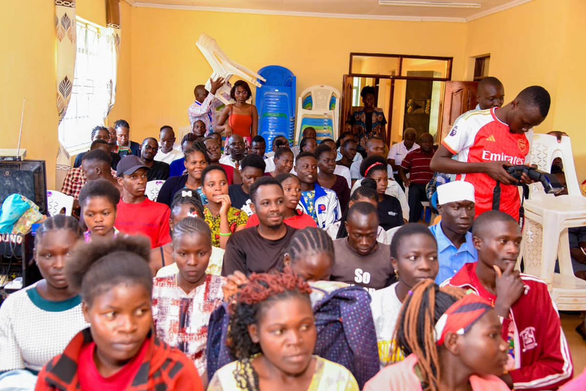 miss_dipendent's tweet image. This initiative’s focus on women, youth, and PWDs ensures that all groups benefit from the digital revolution, creating an inclusive environment for all. @UKinKenya @KICTANet #DigitalAccessProgramme.