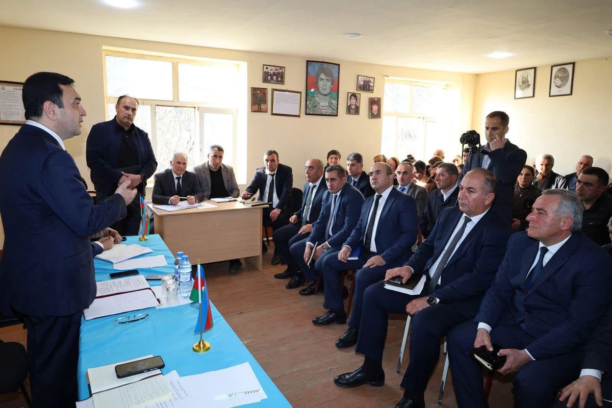 ismayilli_icra's tweet photo. Vətəndaşlarla növbəti səyyar-qəbul rayonun Qurbanəfəndi kəndində keçirilib

Ətraflı: https://t.co/U2OI8LTmAk

#Azərbaycan #İsmayıllıRİH #Səyyarqəbul https://t.co/7EKt08f6Sy