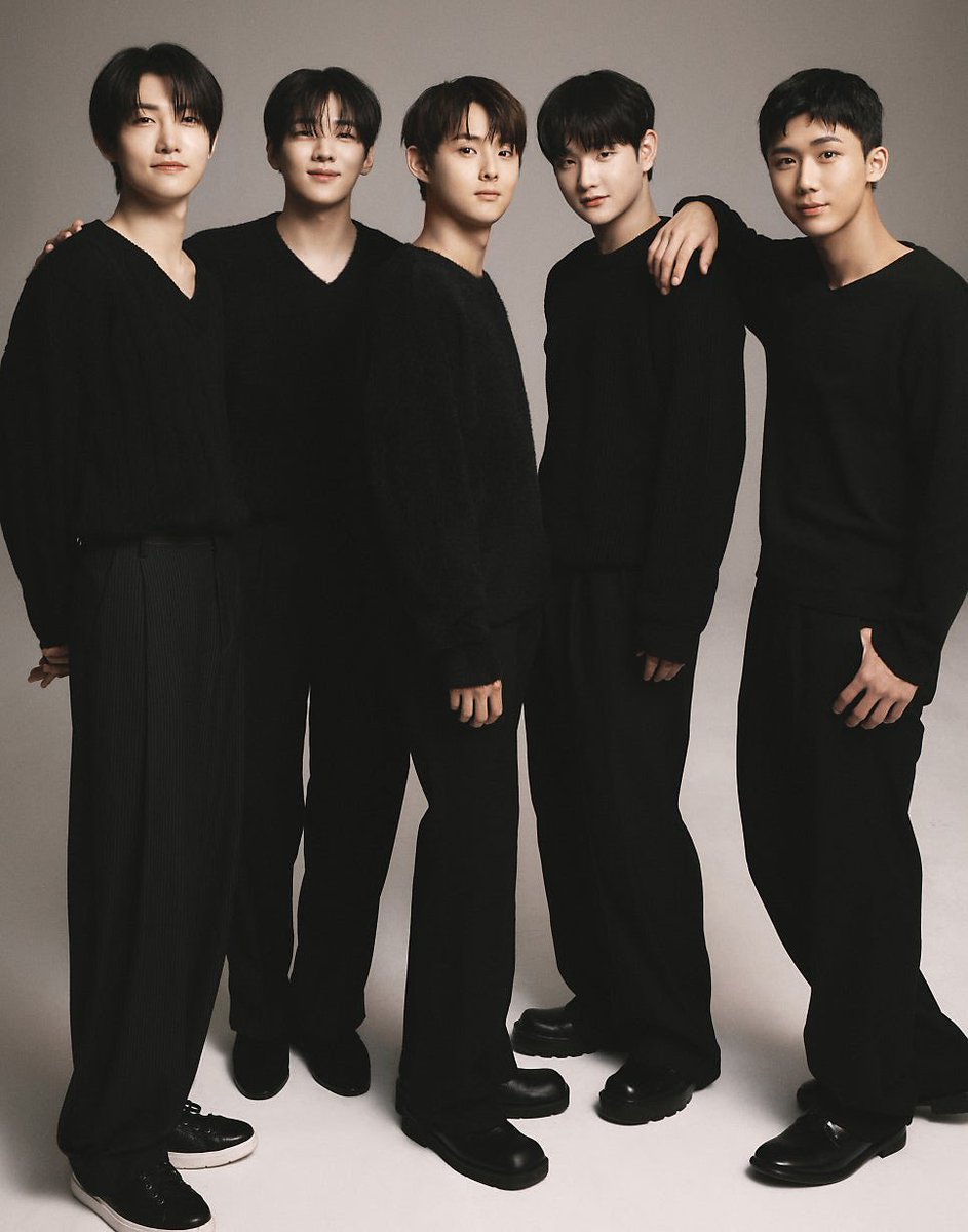 jaechatn's tweet photo. Each of us has our own style, but when we’re together? That’s when the magic really hits. We’ve grown, we’ve leveled up, but the bond’s still tight. https://t.co/3ok3OiWRnQ