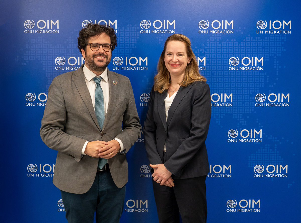 🇪🇸🤝🇺🇳Great meeting in #Geneva w/ <a href="/IOMchief/">Amy Pope</a> on migration &amp; development and the growing <a href="/AECID_es/">AECID</a> <a href="/UNmigration/">IOM - UN Migration 🇺🇳</a> partnership

Priorities: 

📍Humanitarian support and sustainable solutions for migrants and IDPs in Africa &amp; LatAm
📍opportunities to support safe and regular migration