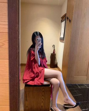 simimiako's tweet image. Con la mejor sonrisa. Capturó el corazón de una chica