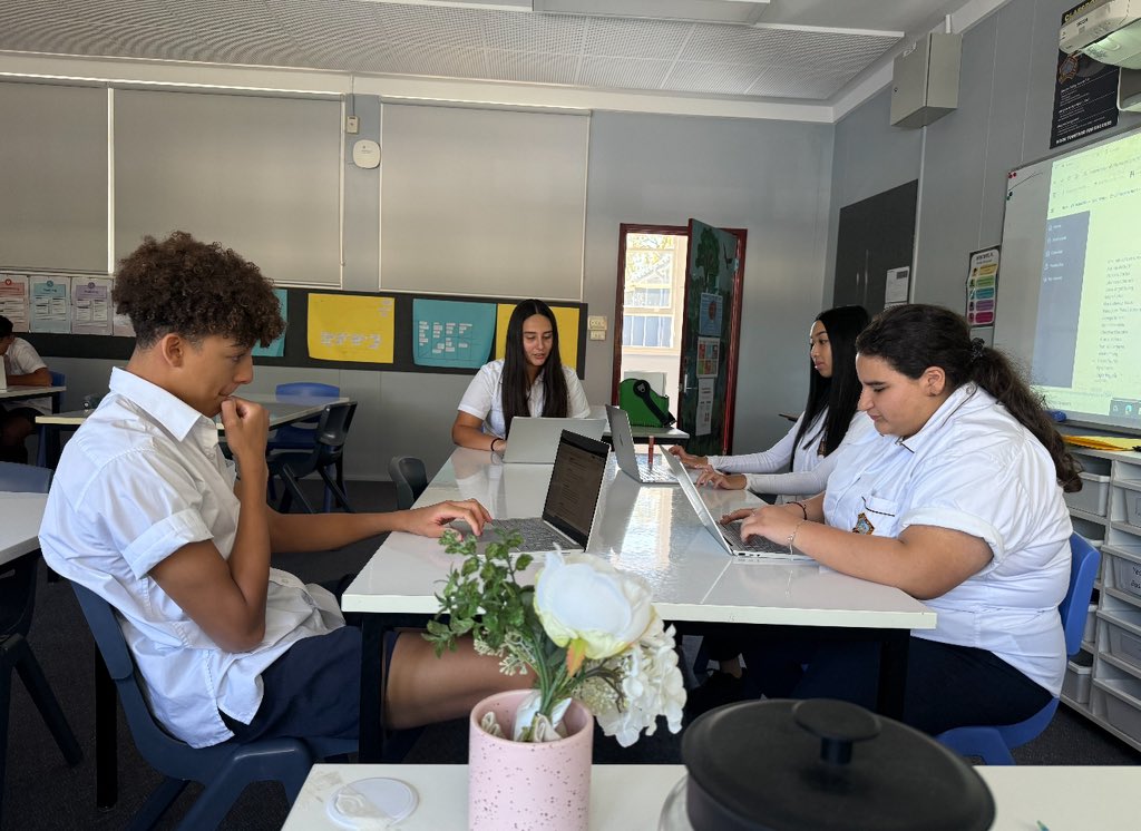 Year 11 Retail students took on a workplace role play, running a staff meeting at Fusion Dept. Store to solve leave application issues. A fun, hands-on way to build real-world skills in teamwork, communication &amp; workplace rights! #RetailReady #RealWorldSkills
