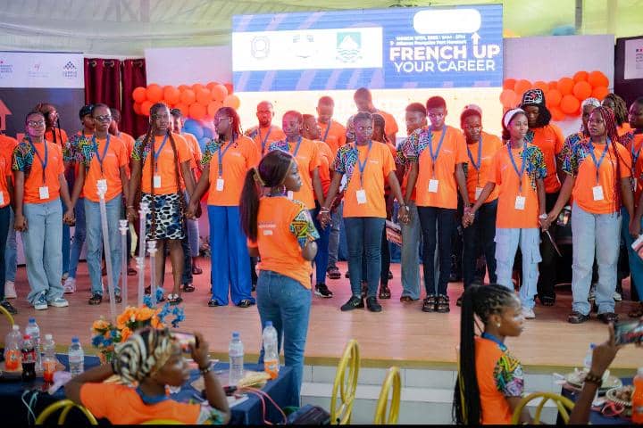 MAISON TV5MONDE NIGERIA (LAGOS-ABUJA) (@mtv5lagos) on Twitter photo The 3rd edition of #FrenchUpYourCareer was awesome at <a href="/alliancefphc/">AllianceFrançaisePHC</a> .with french there are many jobs . Maison <a href="/TV5MONDE/">TV5MONDE</a> Lagos was invited .we encouraged students to learn french .thanks to <a href="/MagLosange/">Magaly Losange</a> of <a href="/FranceInNigeria/">Ambassade de France au Nigéria</a> . Let us promote <a href="/OIFrancophonie/">La Francophonie</a> ,<a href="/BEinNigeria/">Belgium in Nigeria 🇧🇪🇳🇬</a> The 3rd edition of #FrenchUpYourCareer was awesome at <a href="/alliancefphc/">AllianceFrançaisePHC</a> .with french there are many jobs . Maison <a href="/TV5MONDE/">TV5MONDE</a> Lagos was invited .we encouraged students to learn french .thanks to <a href="/MagLosange/">Magaly Losange</a> of <a href="/FranceInNigeria/">Ambassade de France au Nigéria</a> . Let us promote <a href="/OIFrancophonie/">La Francophonie</a> ,<a href="/BEinNigeria/">Belgium in Nigeria 🇧🇪🇳🇬</a>
