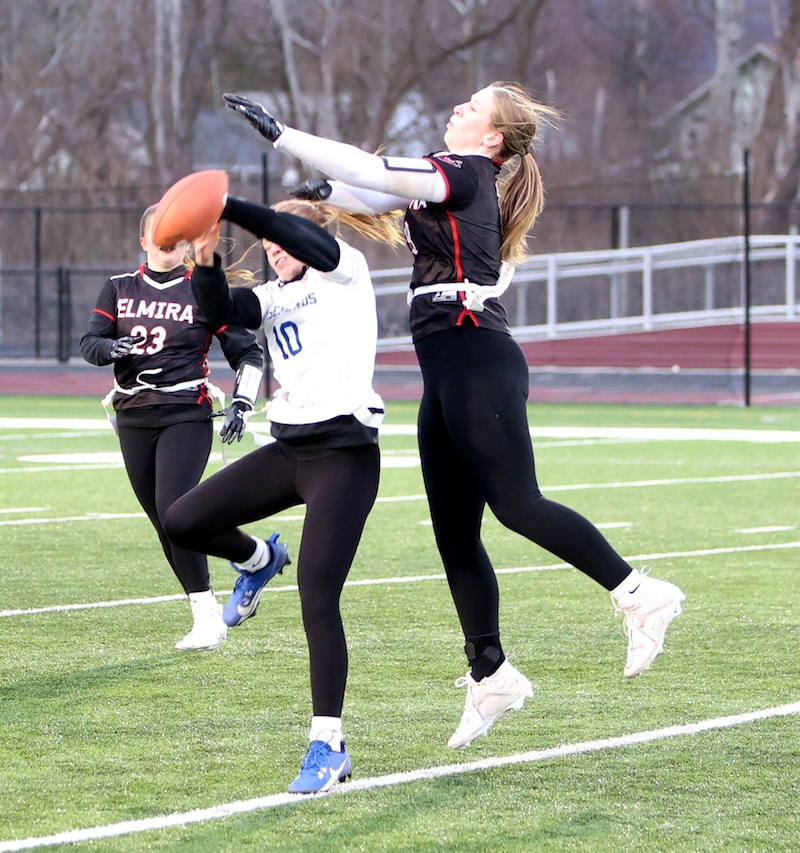 Southern Tier Sports Report (@tierreport) on Twitter photo SECTION 4 FLAG FOOTBALL: BLUNT SCORES THREE TIMES AS HORSEHEADS TOPS ELMIRA (24 PHOTOS). . . <a href="/HorseheadsAD/">Horseheads Athletics</a> <a href="/HhdsSchools/">Horseheads Schools</a> <a href="/ECSD_Athletics/">Express Athletics</a>
stsportsreport.com/index_get.php?…
Photo gallery from the varsity and JV games: brianfees.smugmug.com/HORSEHEADS-AT-… SECTION 4 FLAG FOOTBALL: BLUNT SCORES THREE TIMES AS HORSEHEADS TOPS ELMIRA (24 PHOTOS). . . <a href="/HorseheadsAD/">Horseheads Athletics</a> <a href="/HhdsSchools/">Horseheads Schools</a> <a href="/ECSD_Athletics/">Express Athletics</a>
stsportsreport.com/index_get.php?…
Photo gallery from the varsity and JV games: brianfees.smugmug.com/HORSEHEADS-AT-…