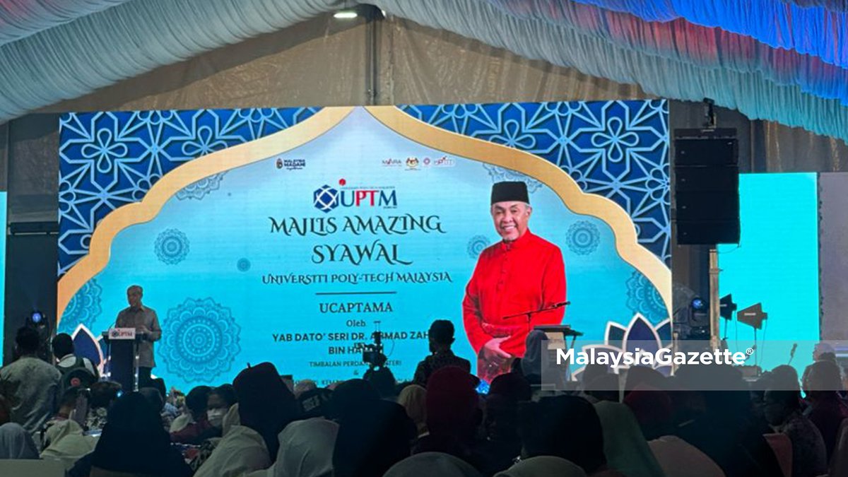 MalaysiaGazette's tweet photo. UPTM berjaya memperolehi status Platinum Association of Chartered Certified Accountants (ACCA) dan merupakan satu-satunya Institusi Pendidikan Tinggi MARA yang berjaya mendapatkannya - Datuk Seri Dr Ahmad Zahid Hamidi

#malaysiagazette #UPTM https://t.co/SLuiv7KU2q