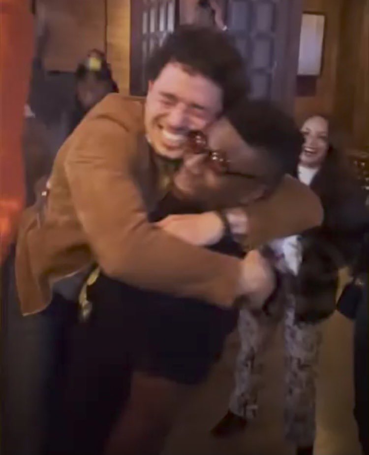 schuylerarchive's tweet photo. 🥲 https://t.co/00ids60g0Q