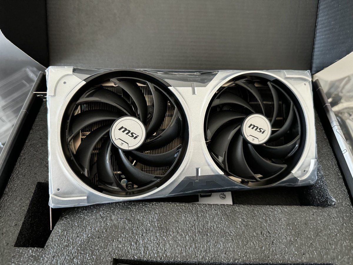 This week i bought 2 <a href="/NVIDIAGeForceFR/">NVIDIA GeForce FR</a>  RTX 5070, tested them on my <a href="/AORUS_France/">AORUS France</a> Z790 Tachyon and that was a nightmare. Lot of bug, crash, bsod due to drivers. Last evening i give up and put everyting it on my <a href="/MaxsunOfficial/">Maxsun Official</a> Z890 Vertex and… everything was working fine 😁 Why ?