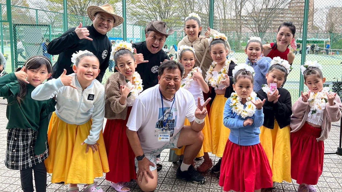 yachitenni's tweet photo. 🎾フェスタを盛り上げてくれたのはテニスだけではなく【#オフコートイベント】の存在が大きかったと思います

🎾ポリナヘカメアラニ（フラダンス）
🎾Bluegreen（八千代市girl'sアイドルグループ）
🎾星宮まい（社会貢献型アイドル八千代市担当）

#tennis #八千代市 https://t.co/xnbLjWLoow