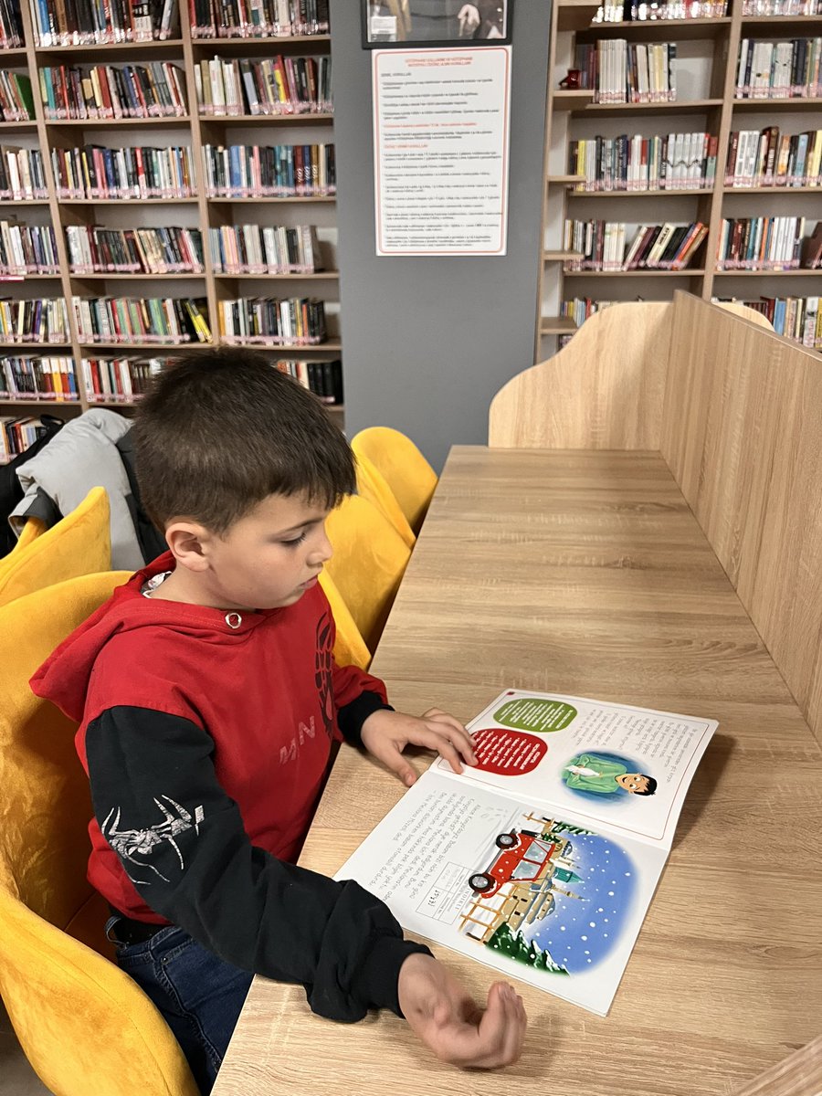 GSB_FindikliGM's tweet photo. Haydi Çocuklar ,Kütüphaneye !📕📖
61.KÜTÜPHANE HAFTASI KUTLU OLSUN 📚 https://t.co/WOG5iDK5qZ