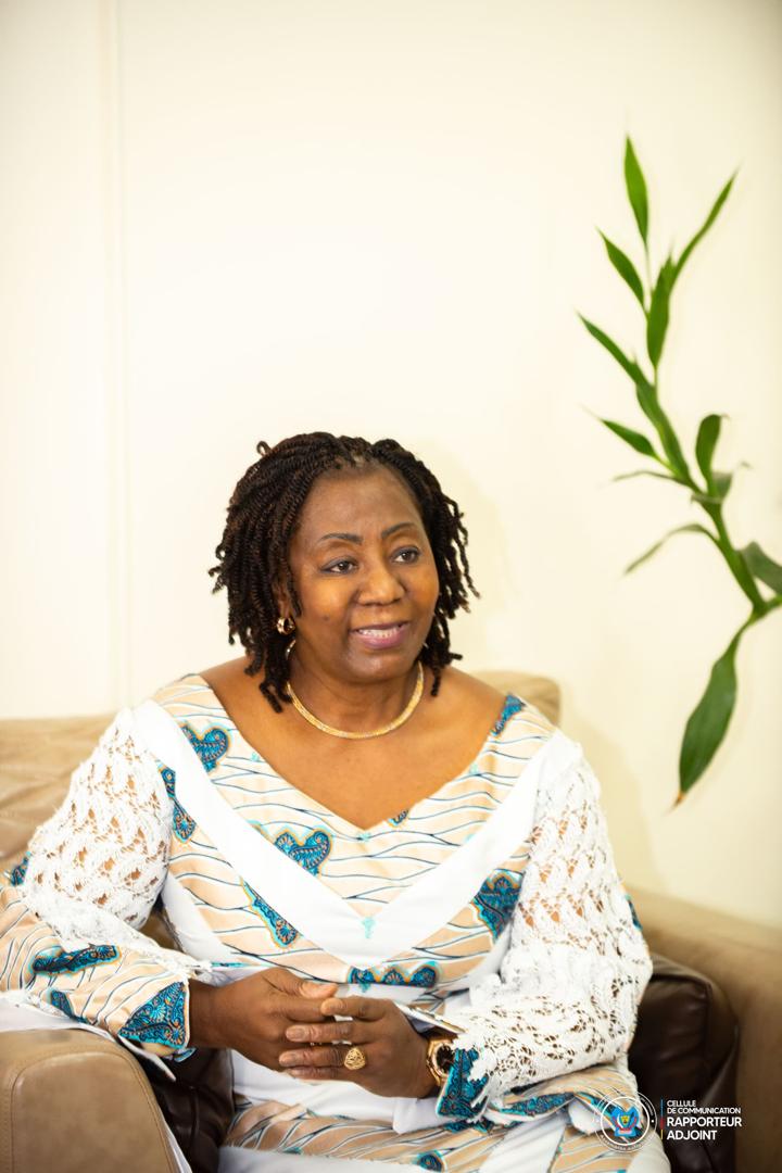 Inamizi2's tweet image. J&apos;ai reçu le prix de la &quot;Femme d&apos;excellence&quot;, ce mardi 8 avril, du Consortium de l&apos;Observatoire de la Démocratie en Afrique &amp;amp; l&apos;Union des Nations pour la Promotion de l&apos;emploi ODA-UNPE.
Cela fait chaud au cœur d&apos;ajouter ce prix à bien d&apos;autres reçus de diverses structures pour…