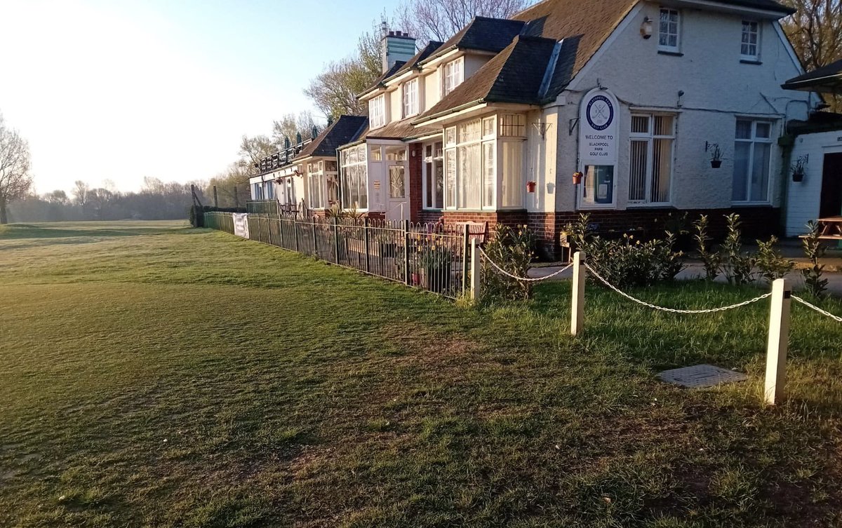 Stanley Park Golf Course tweet media