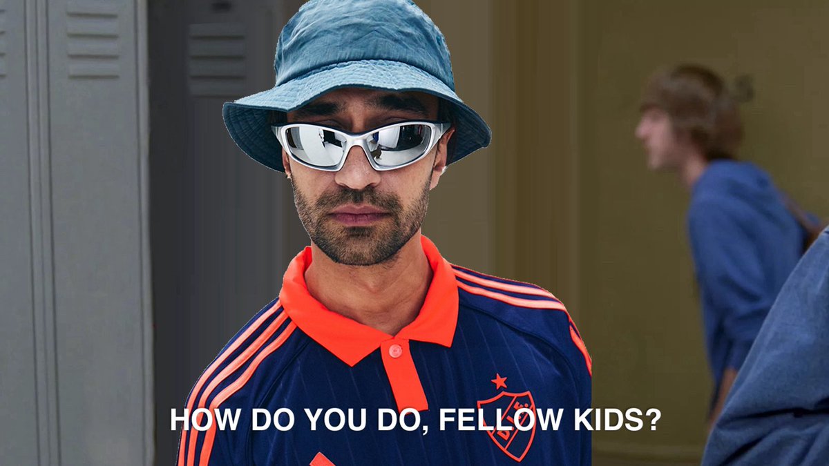 POV: du ser en civvare på ravet