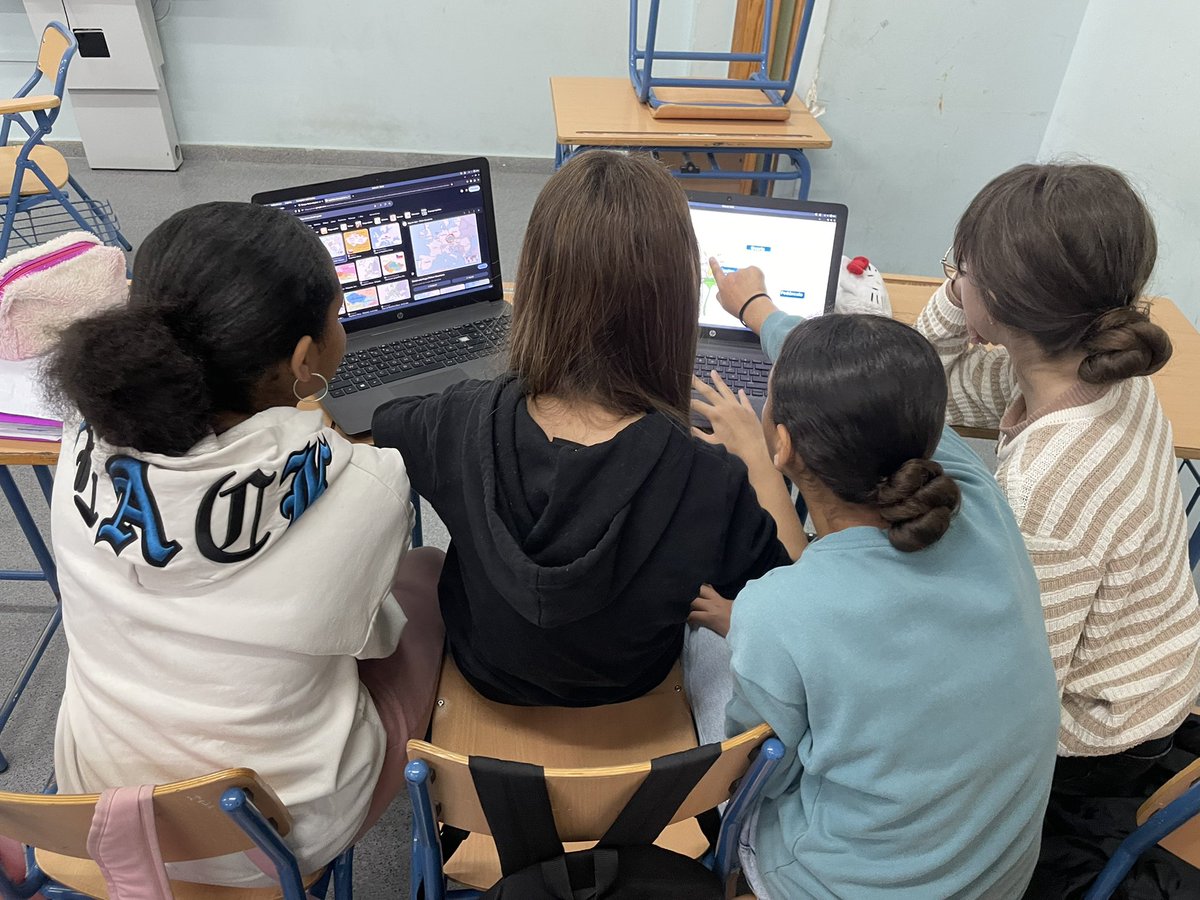 labioloca's tweet image. Qué nervios! Como locos, disfrutando y aprendiendo con 1 ESO @IESODONBETANZOS 
Gracias un año más al equipo de @EscapeRoomDigit