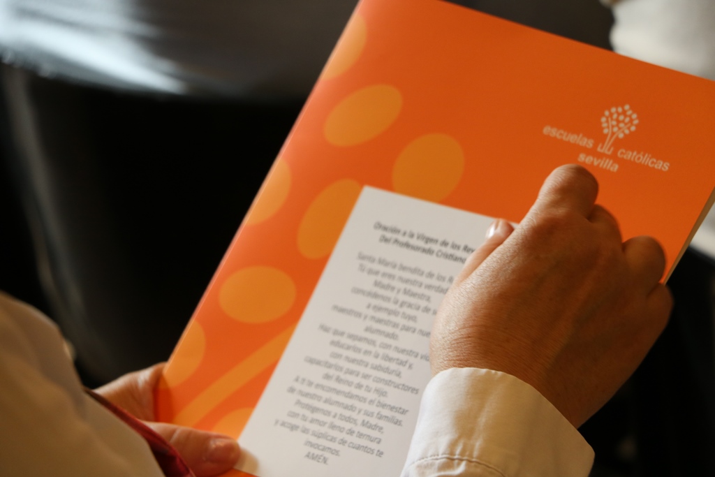 GALERÍA 📸 Asamblea anual de <a href="/ecatolicsevilla/">Escuelas Católicas Sevilla</a> ▶️   archisevilla.org/gallery/asambl…| <a href="/ArzobispoSaiz/">José Ángel Saiz Meneses</a>
