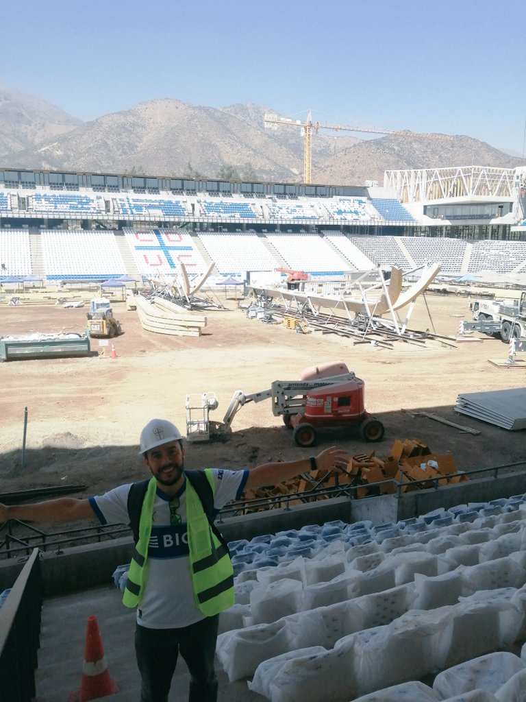 AndresVelascoF's tweet photo. Algo de lo que fue el tour por el futuro arena claro. Una luz de esperanza en este oscuro momento #LosCruzados https://t.co/4CP1W57PUR