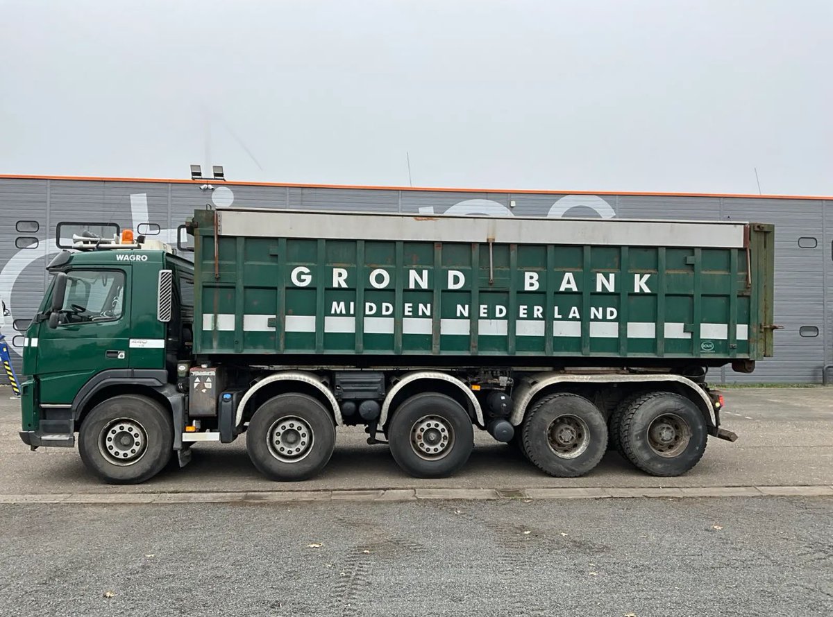imo_romanus's tweet image. if you are interested in this truck it will cost you only

 {38m}

to Lagos this truck has low km

With a powerful engine 
Reach out to me on +31621425246
#followerseveryone #foryoupageviralシ゚
#fypシ゚ #foryoupage #virals #igbo