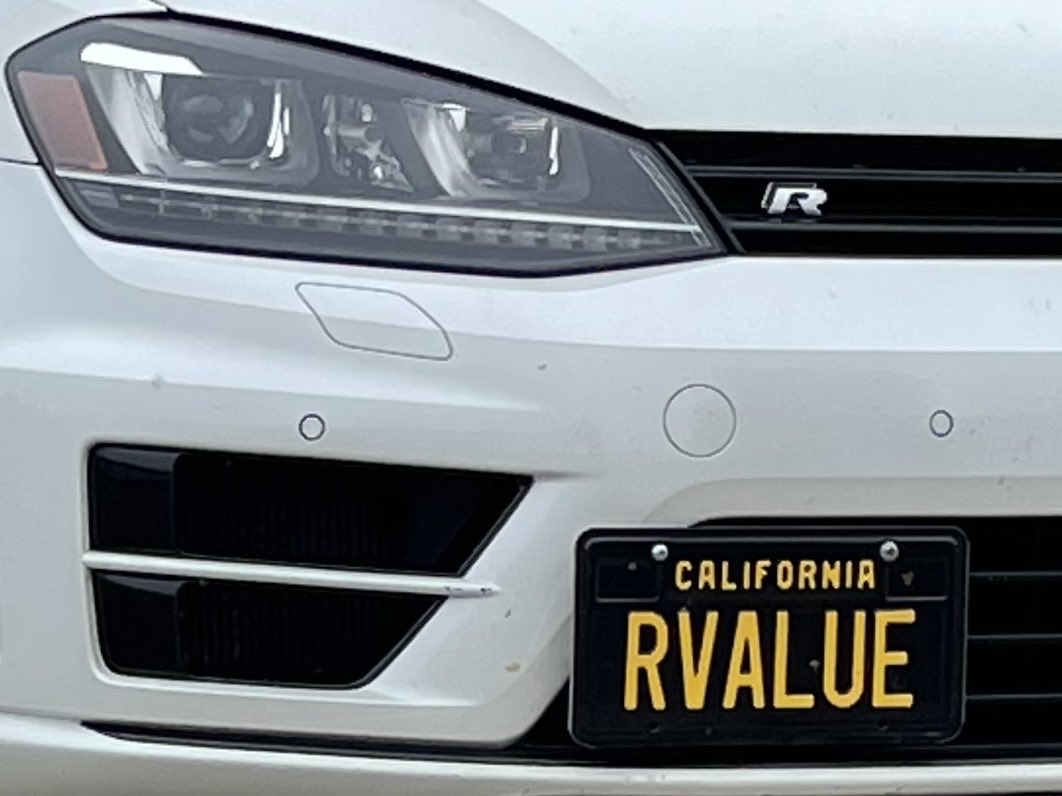 jon_roelofs's tweet photo. @jonmasters I’ve got RVALUE https://t.co/pvjooClx67