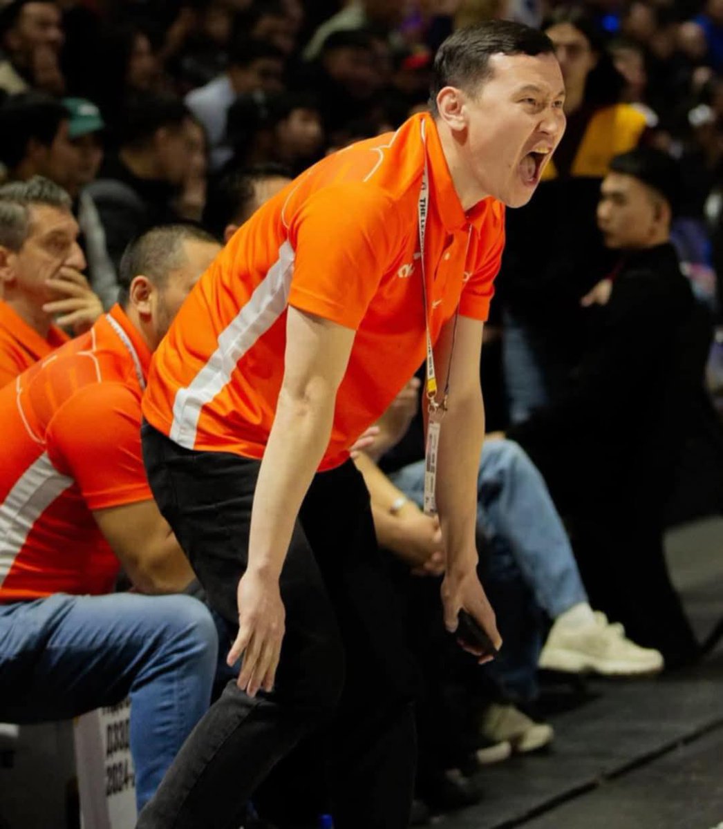 Өчигдөр Металлд ёндоогүй шаалгасан Apes ийн туслах дас Амбук энэ 7 хоногийн Game day podcast аараа rhyme book ээ уншихдаа: "Металл бол ТӨГС, Apes харин БӨГС, Шандын элс ХУДАРЛАА, Цэвэлээтэй нийлж ГУДАРЛАА!" гээд шаах вий дээ!