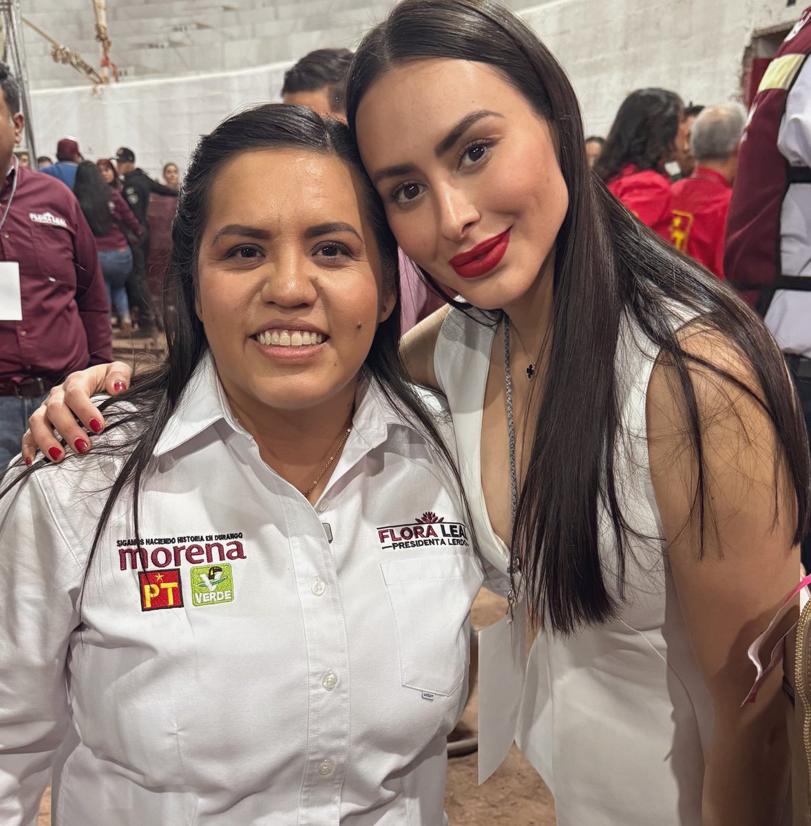 c_mont22's tweet photo. ¡La Cuarta Transformación llegará a la región laguna de #Durango! 
 
.@BetzabeMtzA y @FloraLeal7, mujeres trabajadoras, de territorio y con sentido humano, serán Presidentas de #GómezPalacio y #Lerdo 🤜🏻🤛🏻 https://t.co/C0qyuE5KWi