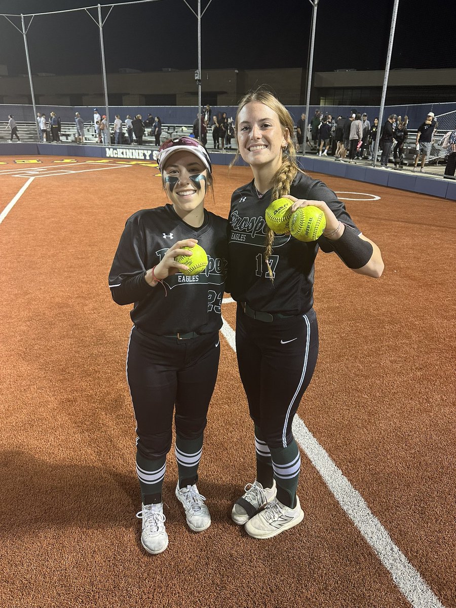 Prosper Softball (@phsfastpitch) on Twitter photo Lots of BOMBS tonight!!! One from our freshman #23 Rylie, one from our sophomore #10 Analia, two from our junior #17 Sam, and one from our senior #23 Maddie!!💣🔥🏴☠️ #bombsquad #dwp <a href="/PISD_Athletics/">ProsperISDAthletics</a> <a href="/ProsperHS/">Prosper High School</a> Lots of BOMBS tonight!!! One from our freshman #23 Rylie, one from our sophomore #10 Analia, two from our junior #17 Sam, and one from our senior #23 Maddie!!💣🔥🏴☠️ #bombsquad #dwp <a href="/PISD_Athletics/">ProsperISDAthletics</a> <a href="/ProsperHS/">Prosper High School</a>
