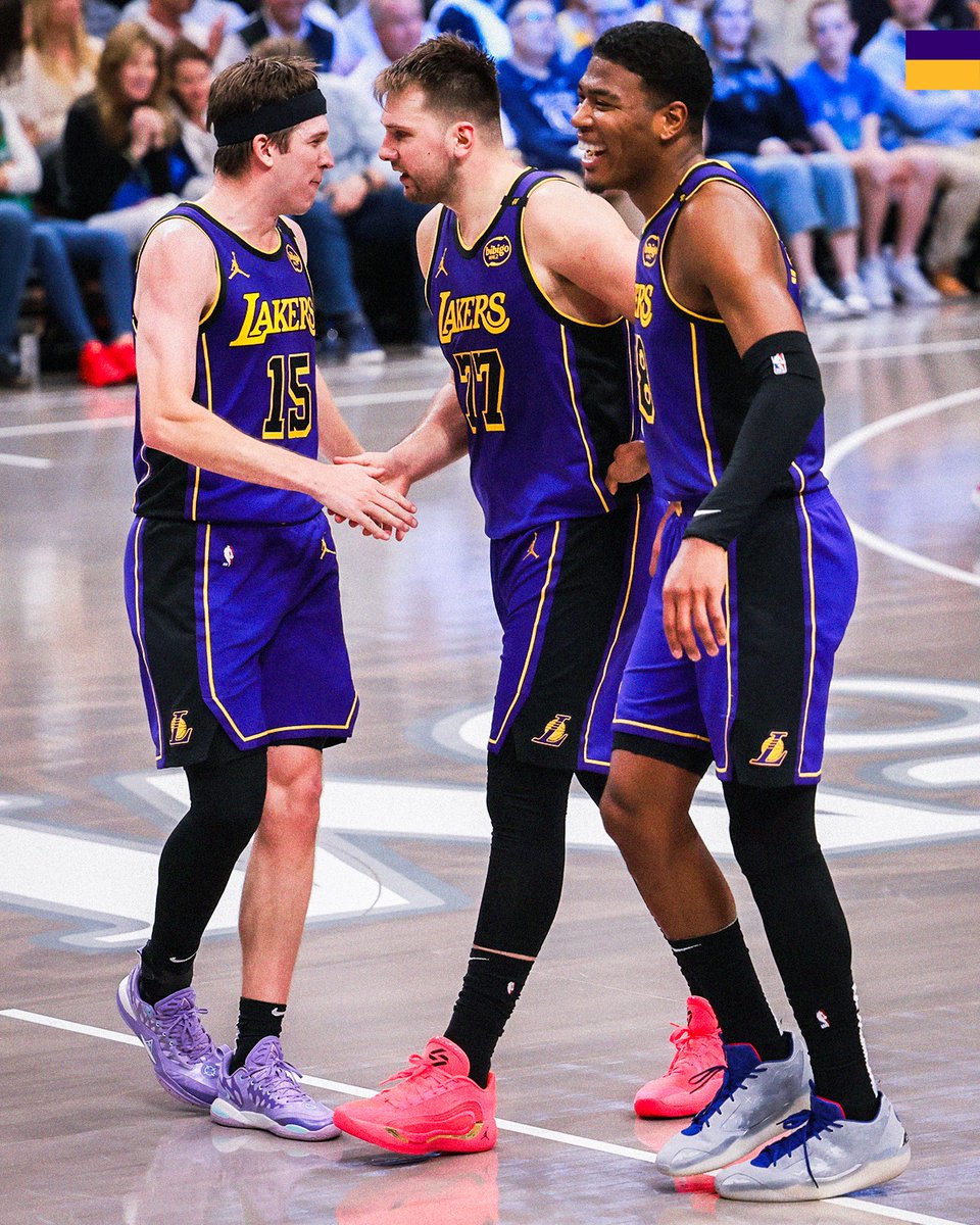 Lakers's tweet photo. Final Stats 📊

Luka: 45 pts, 8 reb, 6 ast, 4 stl
Bron: 27 pts, 7 reb, 3 ast
Rui: 15 pts, 2 reb, 2 ast
AR: 11 pts, 4 reb, 4 ast https://t.co/WGVFmUAV3b