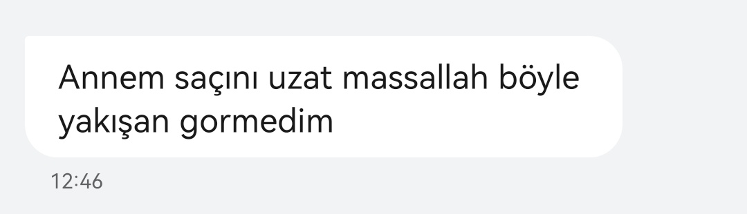 Foto da eğildiğim için saçım biraz uzun çıkmış ve annemin mesajıı... Senin için saçımı uzatacağım Nurcan kadın söz 🙏🏻