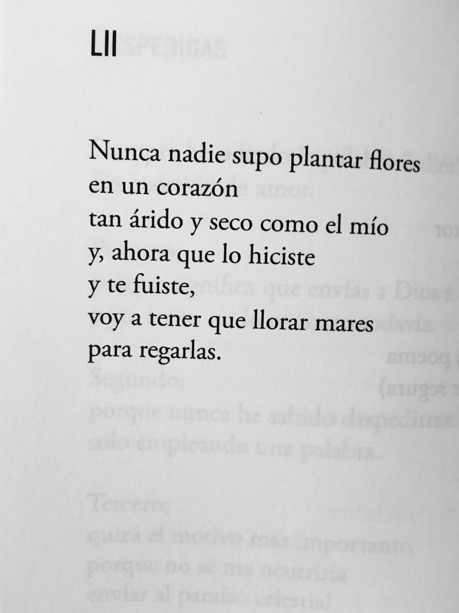 Cementedelibros's tweet photo. Nadie supo plantar flores en un corazón…
El llanto se convierte en el único alimento posible para esas flores, como si el dolor mismo fuera la prueba de que lo vivido fue real. 
Del libro: “Amor y asco” de Bebi Fernández. 
#cementeriodelibros https://t.co/j5YPZPwuUg