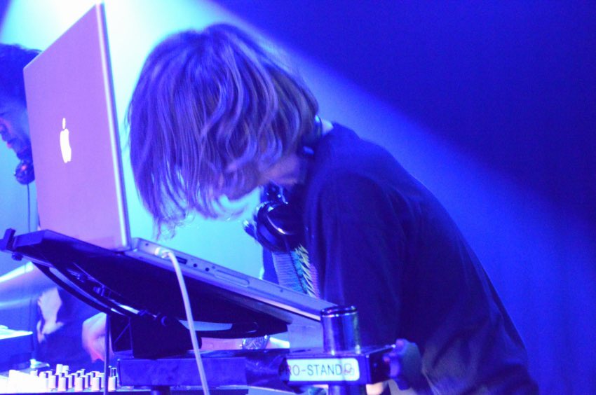 GUMGIMMIC MASSIVE UNIT

GLIMPSE  RECORDSのオーナーであるGUMGIMMICのソロユニット

「Rhythm addiction」
購入はコチラ↓ 
glimpserecords.cart.fc2.com/ca12/130/p-r-s/

Worldwide distribution decision!
サブスク＆ダウンロードはコチラ↓
linkco.re/avBs48NR