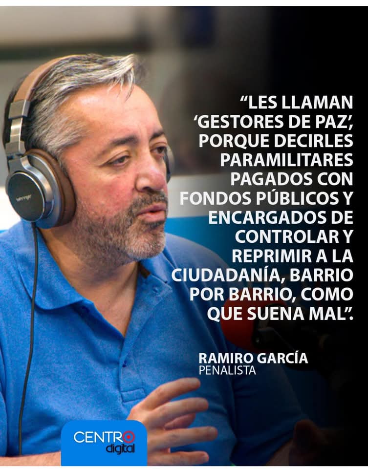 QuitoEcuador's tweet photo. @CamachoYane @MashiRafael "Colectivos armados encargados de reprimir a los ciudadanos para proteger la dictadura correista" sería muy largo de pronunciar y lo último que buscarían es la paz #LuisaEsDictadura #luisastyle https://t.co/wwesEuH0HK