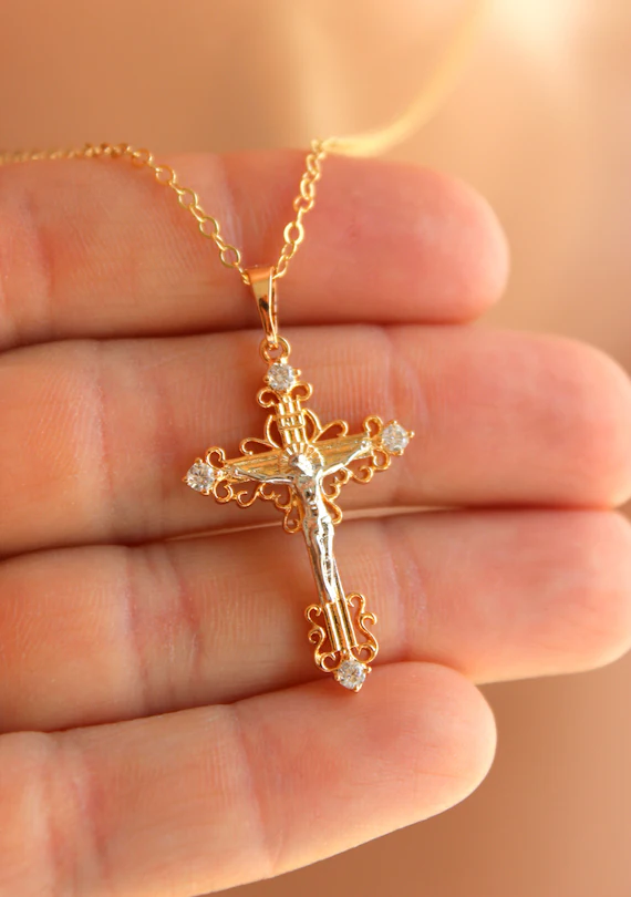 ShipACenter's tweet image. ✝️ Faith meets elegance.
The Crucifix Cross Necklace is a timeless symbol of devotion, crafted for those who wear their beliefs close to heart.
Simple. Powerful. Meaningful.
#ChristianJewelry #FaithStyle #CrucifixNecklace #SpiritualElegance
shipacenter.com/products/cruci…