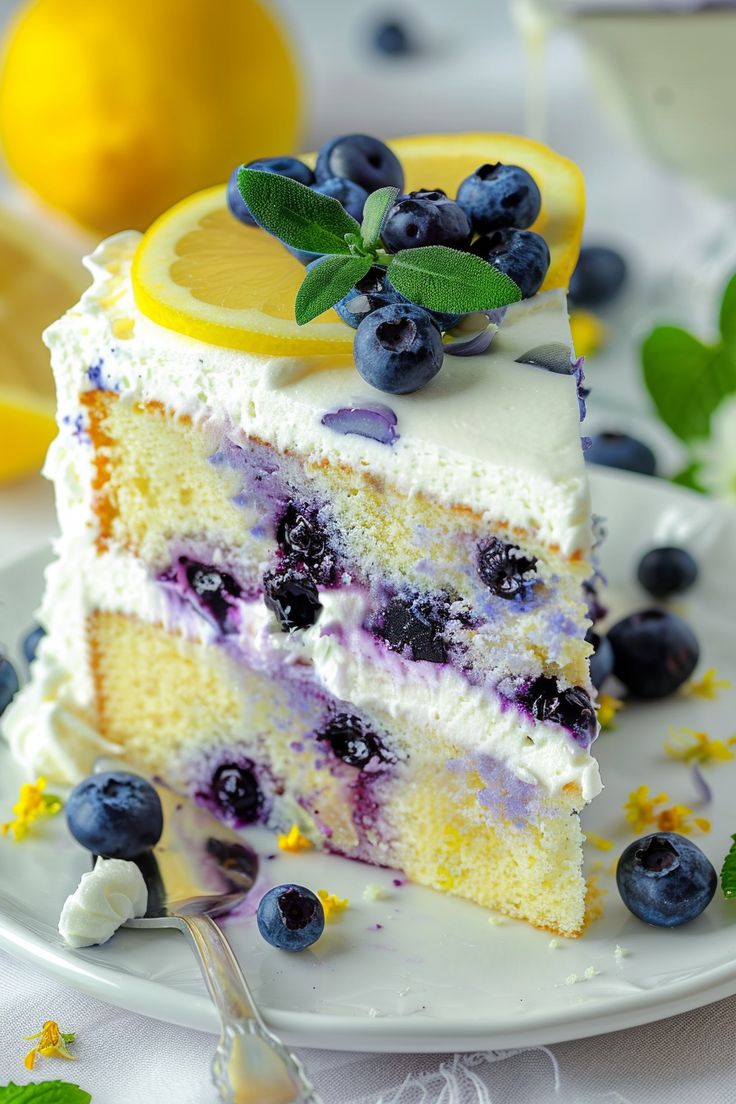 ann_ann886's tweet photo. Delicious Blueberry Lemon Cake🫐🍰
Full Recipe: https://t.co/05uq0FG4NO https://t.co/v6QKnuvWbo