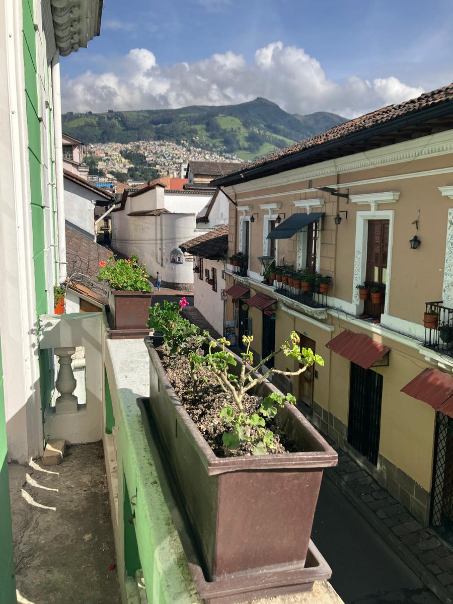 Puuh....auf 2.850m in der höchsten Hauptstadt der Welt kommt man schnell ins Schnaufen, aber die Altstadt von Quito ist wirklich sehenswert.
