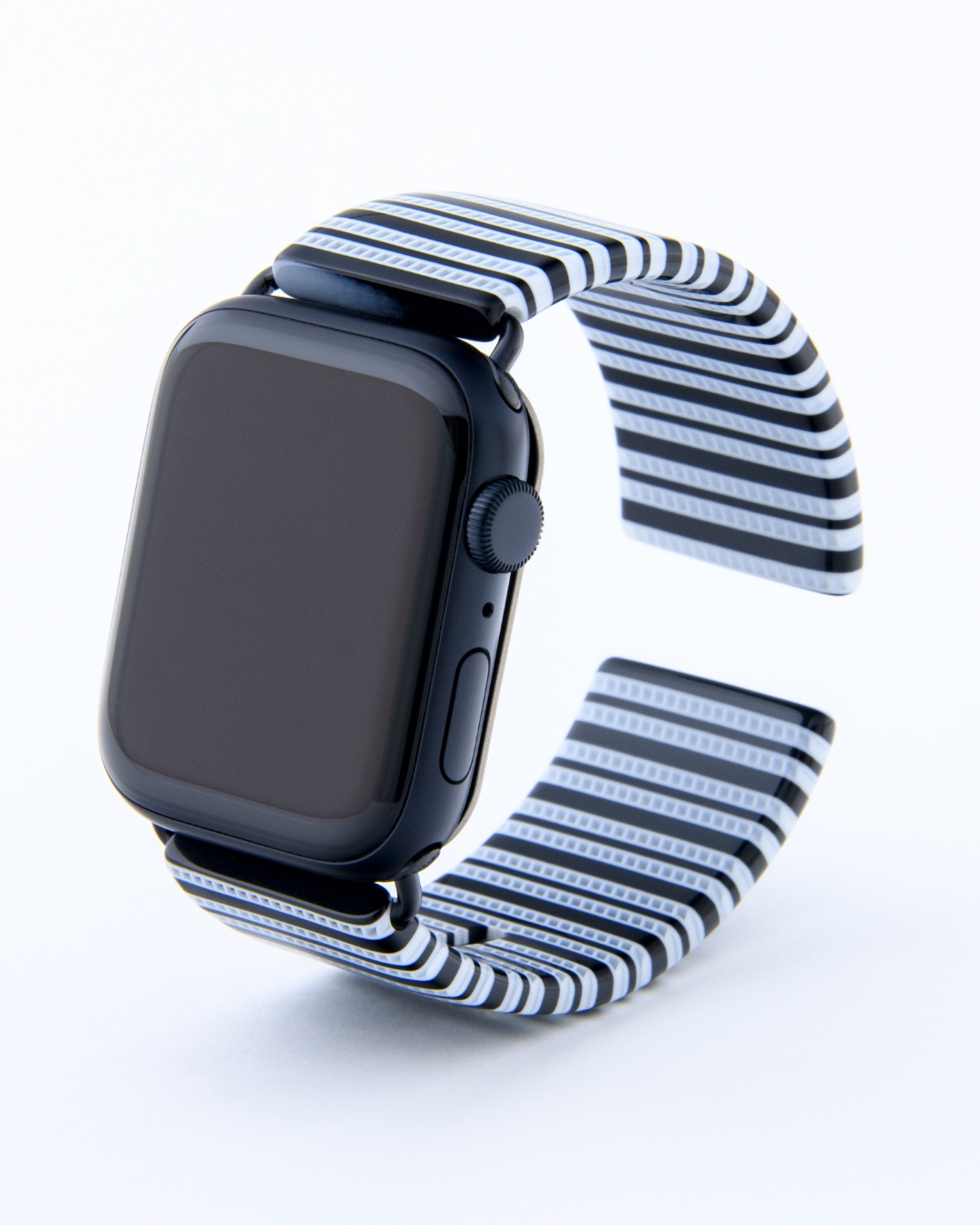 Apple Watch専用のバングル Air Bangle（エアバングル）が