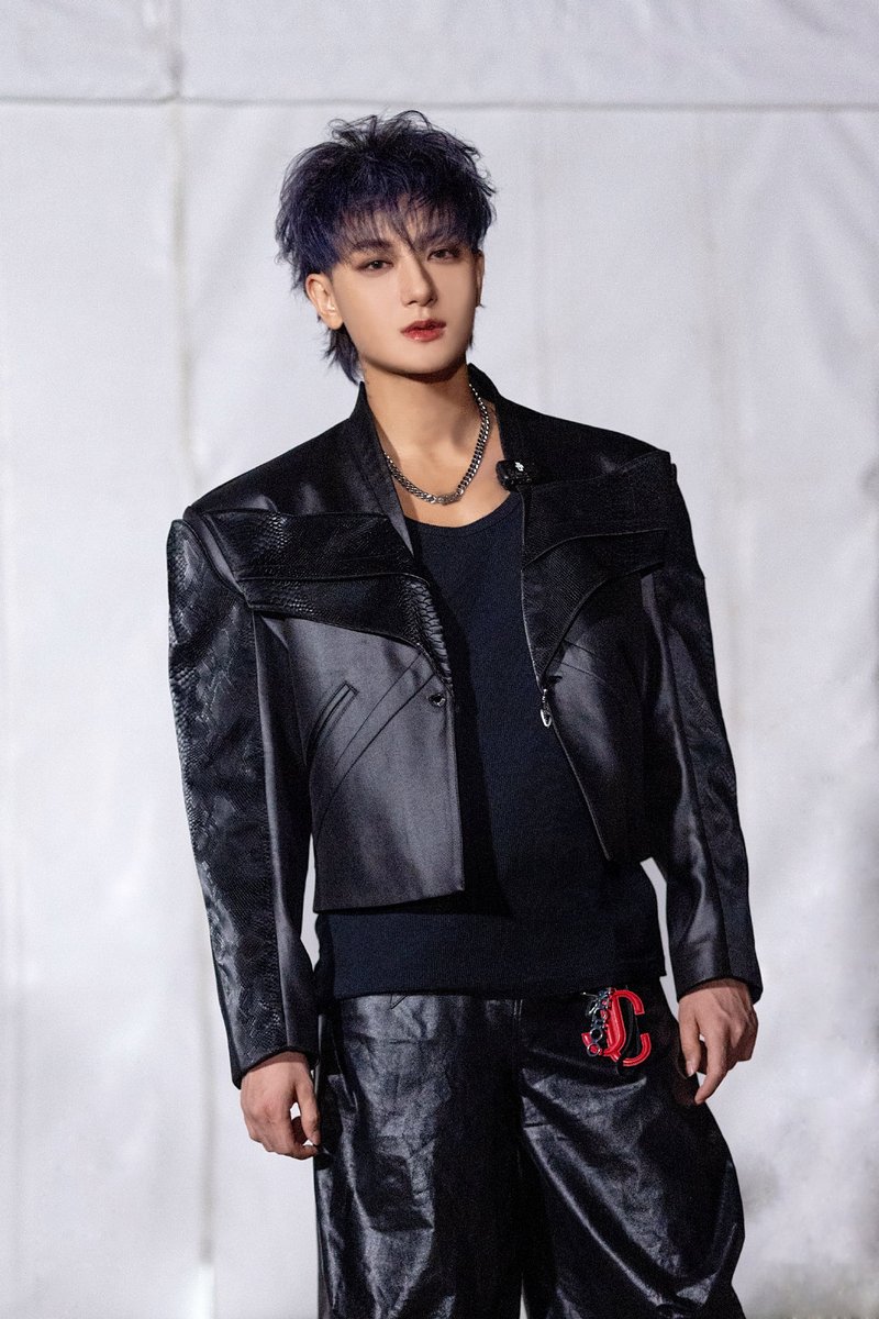 ピョン太様 Stray Kids ヒョンジン - Super ELLE Korea x Versace (2024年12月号