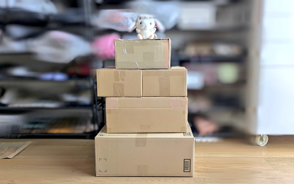 今日は、、

︎︎︎︎︎︎︎ ☑︎︎出品8点 
︎︎︎︎︎︎︎ ☑︎︎発送5点

売れたもの
・バッグ3点
・パンプス2点

2年前から売れ残っていたパンプスがひとつ、やっと売れた！-1,200円🥹利益は月のトータルで考えるからちょっと位マイナスでも気にしない😅
勉強代と思えば安いもんだね！