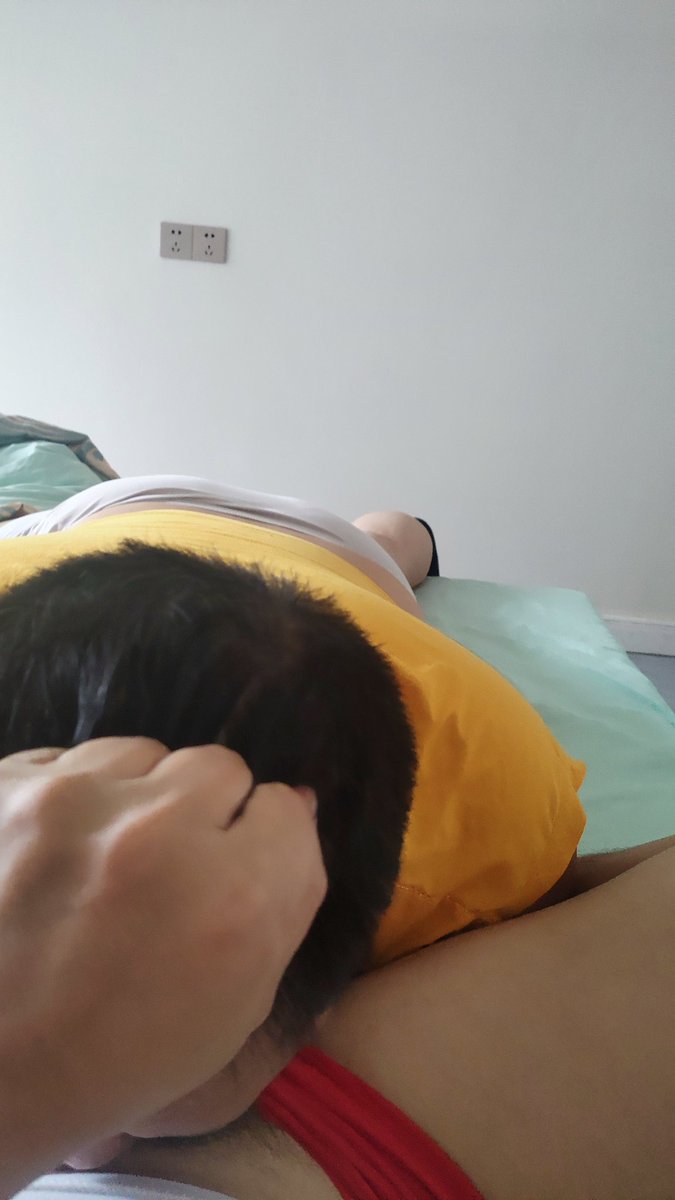 jike110782's tweet photo. 最喜欢薅着奴的头发艹嘴 https://t.co/ZITxVfDQRu