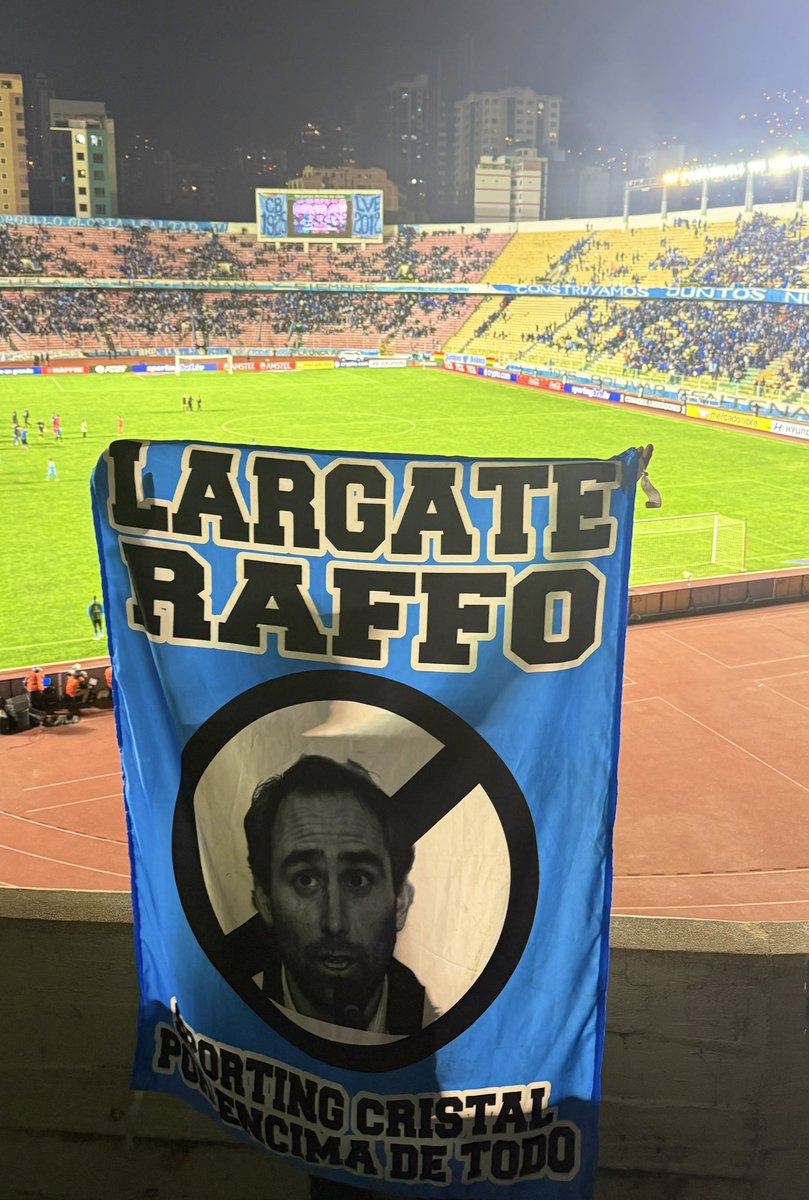 fverzaoriente's tweet photo. ¡SON UNA VERGÜENZA HIJOS DE PUTA!
Jugadores y DT muerto, Innova/Raffo y compañía INCAPACES dejen de CAGAR AL SPORTING CRISTAL
Sacrificamos muchas cosas por venir alentar a la SC a miles de kms y tienen la concha de llenarse los bolsillos.
¡LÁRGUENSE DE CRISTAL! https://t.co/kMaSaVDUvR