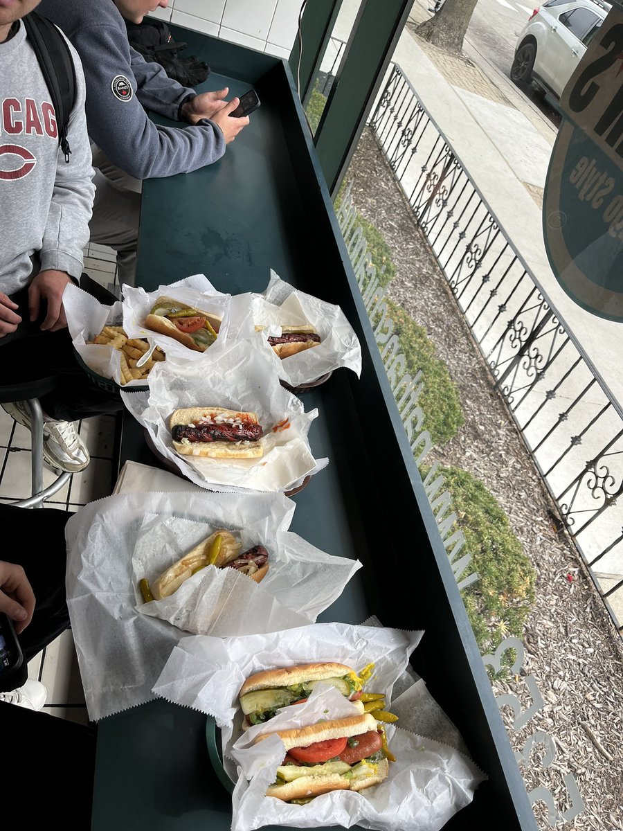 53rdStreetEatz's tweet photo. Stop 14: Nathan’s Chicago Style

A thread 🌭 https://t.co/HbL3iNdmYm