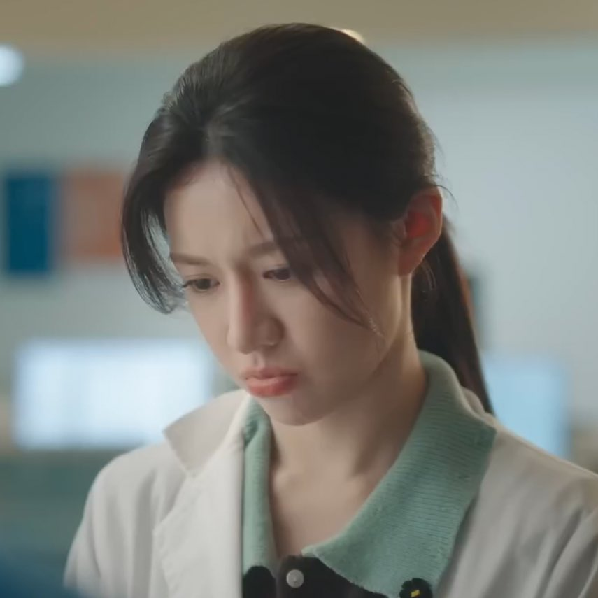 swordofnaksu's tweet photo. the pout has leveled up 

#residentplaybook https://t.co/0jKhbmnpWD