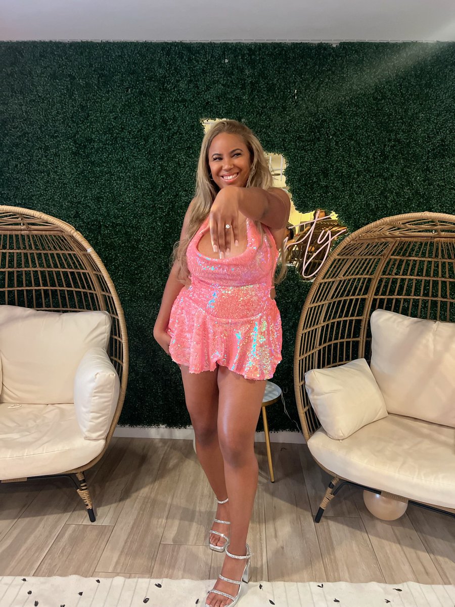 NailahSimpson's tweet photo. 🩷 everyone has to see these sorry ! https://t.co/jcE15ogKu1