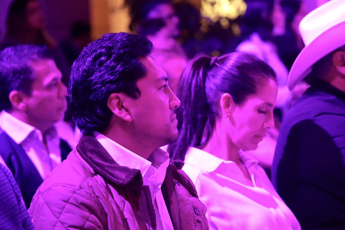 CGE_SLP's tweet photo. 👉🏻 🟣 Este miércoles, el Contralor General, @SergioArturoAM, acompañó al Gobernador del Estado, Ricardo Gallardo Cardona @RGC_Mx, al evento de inauguración del Altar de Dolores en Palacio de Gobierno, previo al inicio de Semana Santa. 🌿 ✝️
#CGESLP #ElGobiernoMeApoya https://t.co/MBdoKltiJ5