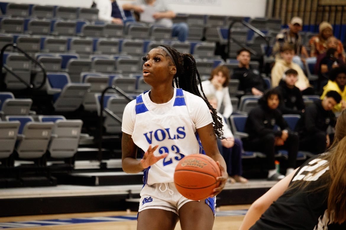 Lady Bucs sign Genesis McDonald from San Antonio, TX!