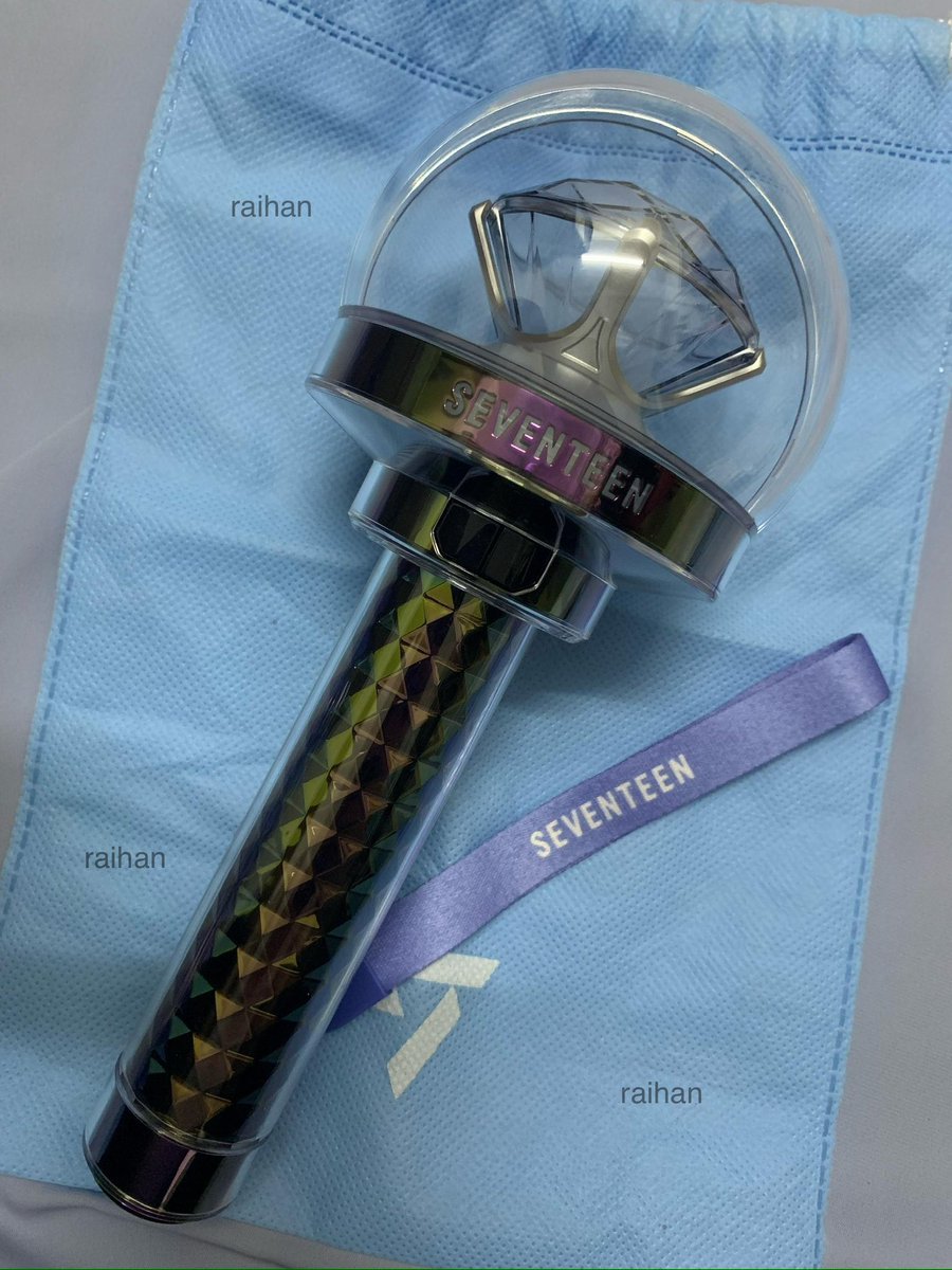pshyjwcore's tweet photo. [WTS/HELP RT] helping a friend

caratbong ver 3 (original from wv)

- rm165 (used once during svt right here tour)

🧸 prefer meetup to avoid damage during postage, klang valley area
🧸 can dm me for more details

#pasarseventeen #pasarsvtmy #pasarsvt @PasarSeventeen https://t.co/58wOoBCyDK
